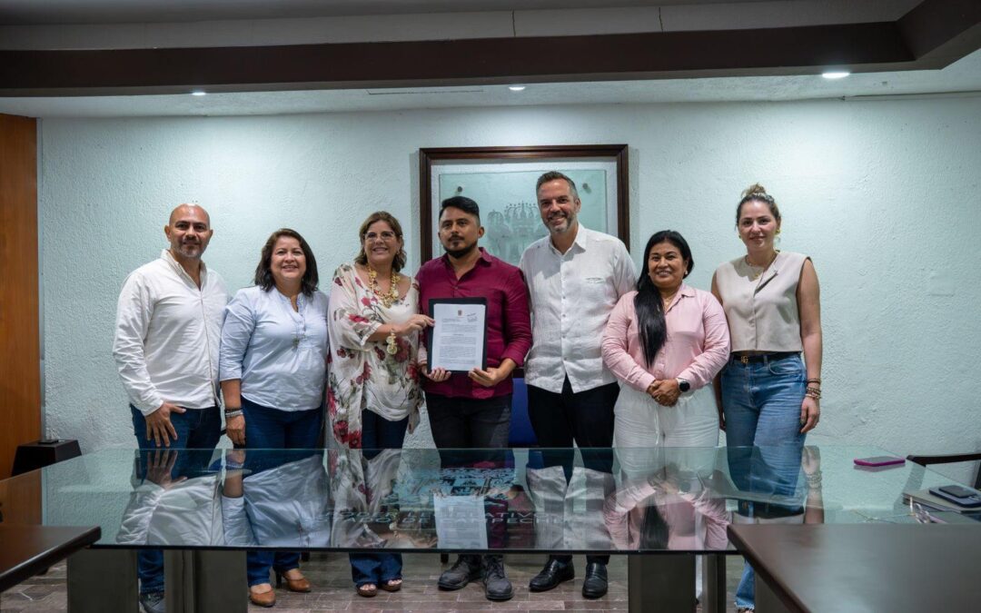 Entrega de la iniciativa de la Ley de Desarrollo Económico